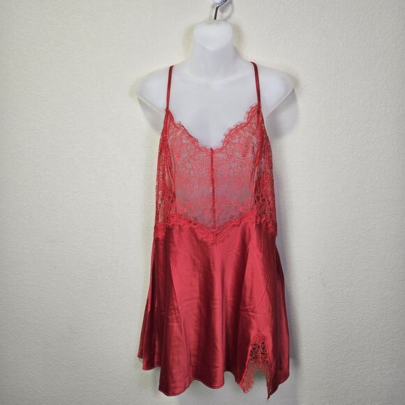 NEW Victorias Secret Set Chemise Nightie XL V-String Panties L Red Lace Satin - Picture 2 of 14